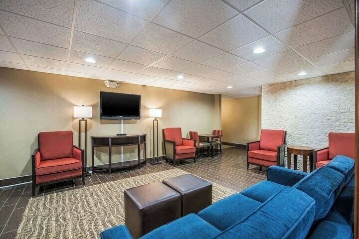 Comfort Inn & Suites Fairborn OH