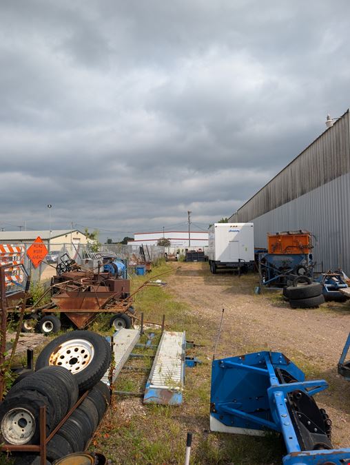 Industrial shop - warehouse