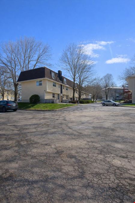 44 Angel Dr