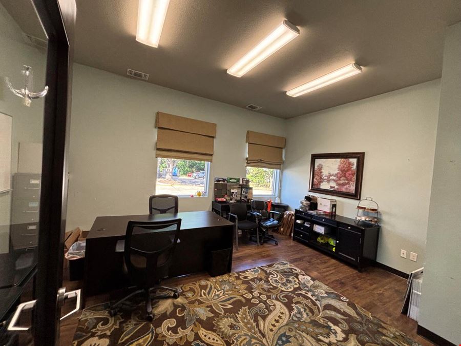 2960 Long Prairie | Sublease 2,215
