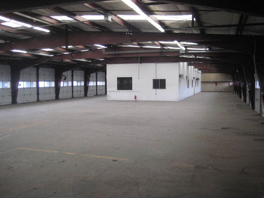 1,000 SF Warehouse/Storage