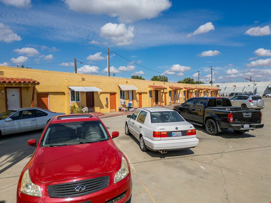 1407 W 16th St - Gateway Motel - Hospitality