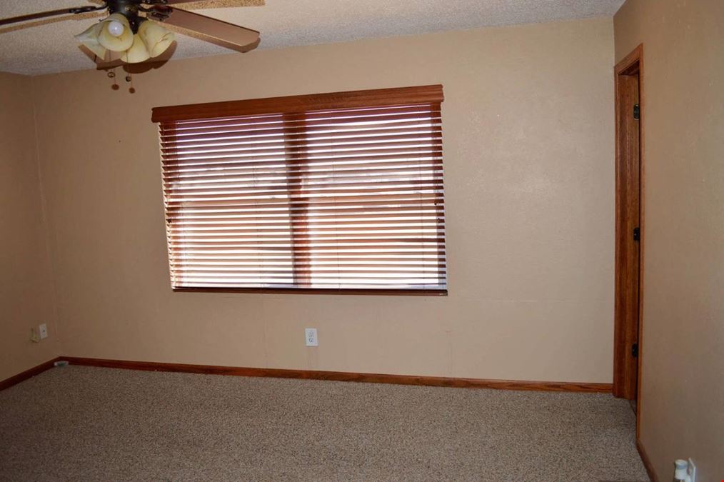 1003 W. LaLande Ave.