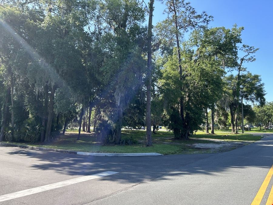 1.2 Ac Corner Lot - NE 14th Street