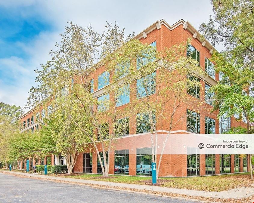 Hampton Roads Center - Lakefront Plaza