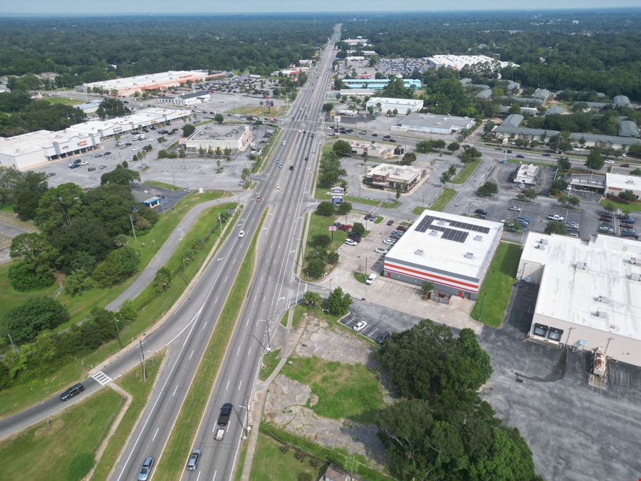 4450 Mobile Hwy