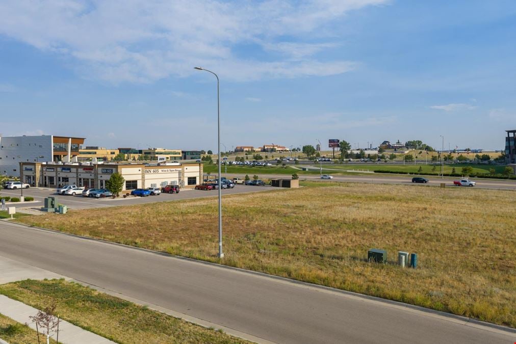 Flat commercial lot for sale