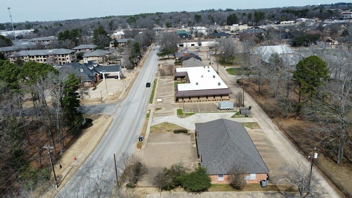 4650/4660 KINSEY DR