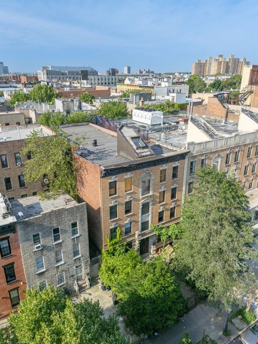 554 Eastern Pkwy