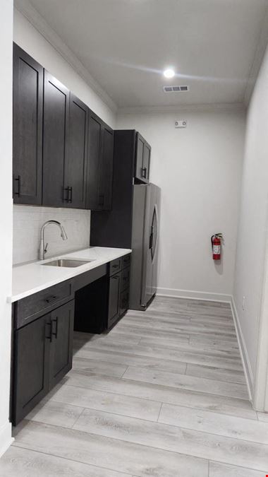1325 Main St Unit 502