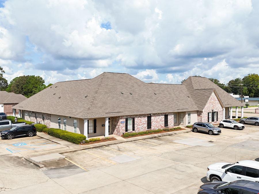 Fully Occupied, Renovated Office Investment on Coursey Blvd - 9.41% CAP