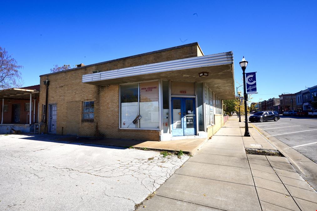 7,254 SF Warehouse / Retail Building For Sale or For Lease on Historic Commercial Street
