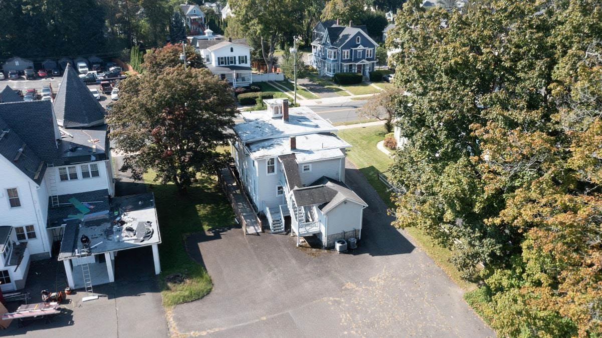 217 Greenwood Ave