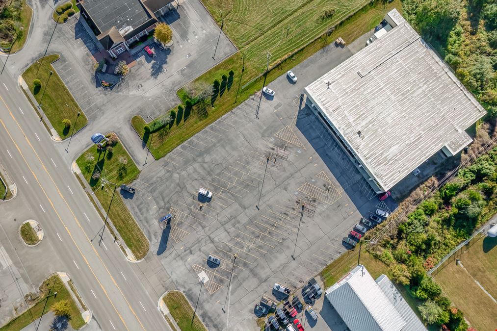 Former Food Country Grocery