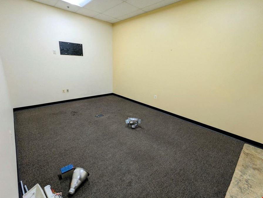 Randallstown Plaza - 3637-3695 Offutt Rd
