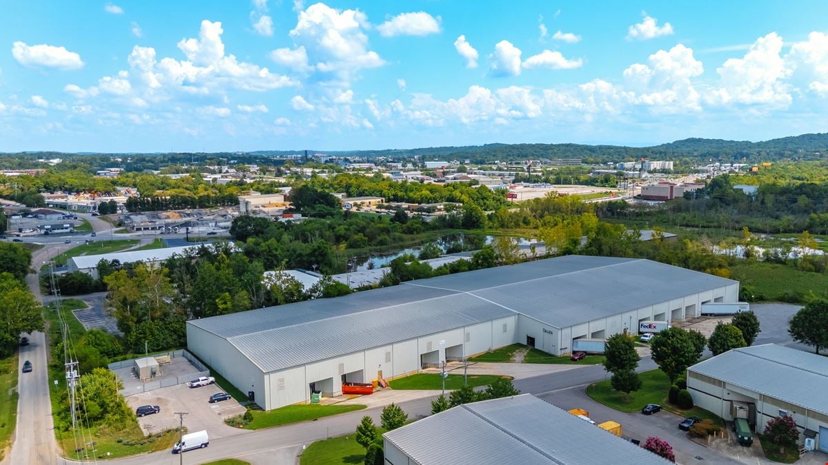 189,000 SF Industrial | Prime Knoxville, TN Location