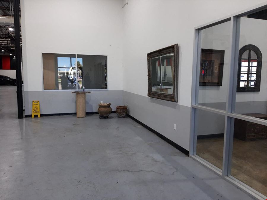 Industrial / Mix Use Industrial Space for Lease 12655 West Rd