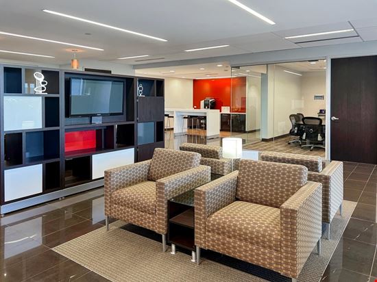 Regus - Perimeter Woods
