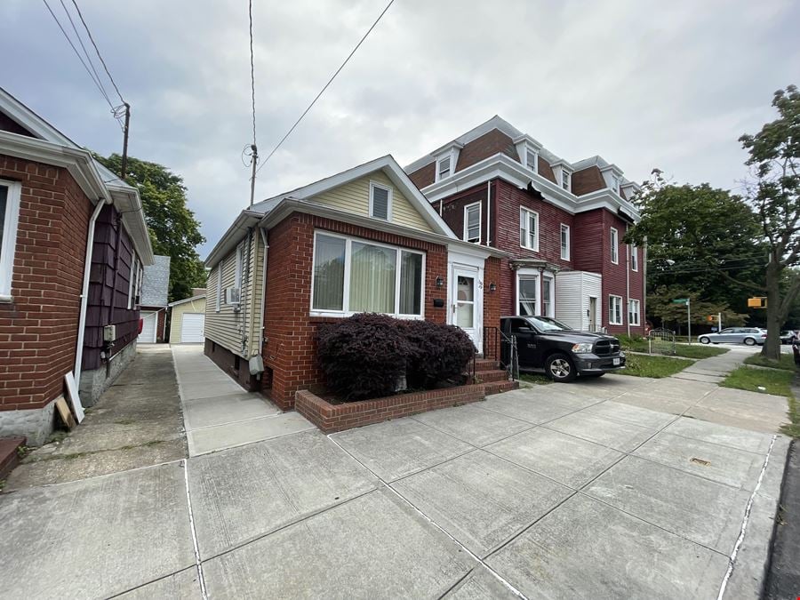 15059 14 road Whitestone NY 11357