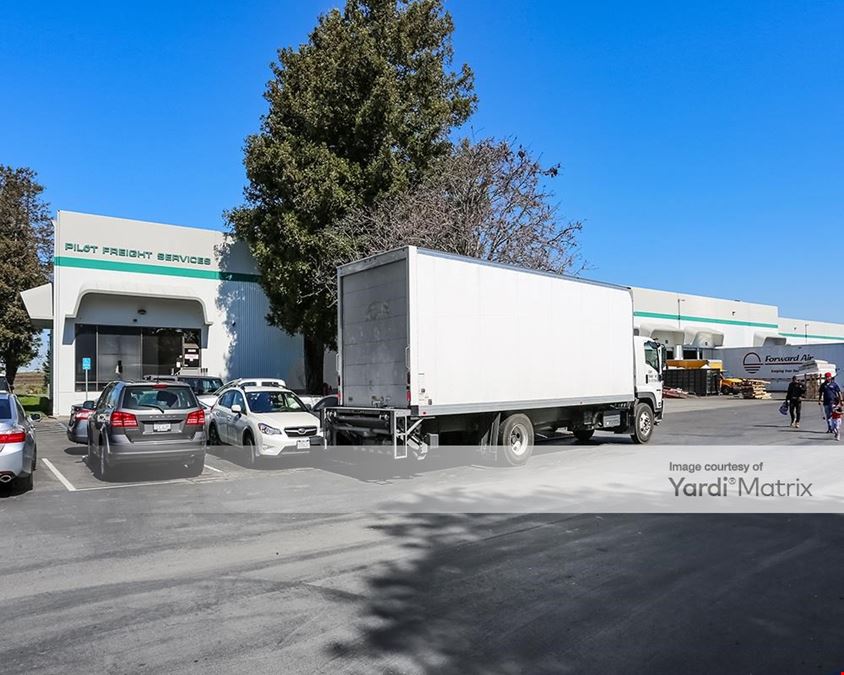 Hayward Commerce Park - Buildings 7 & 8