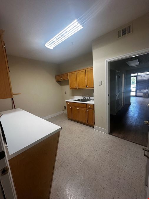 145 Andrew Drive, Suite 100