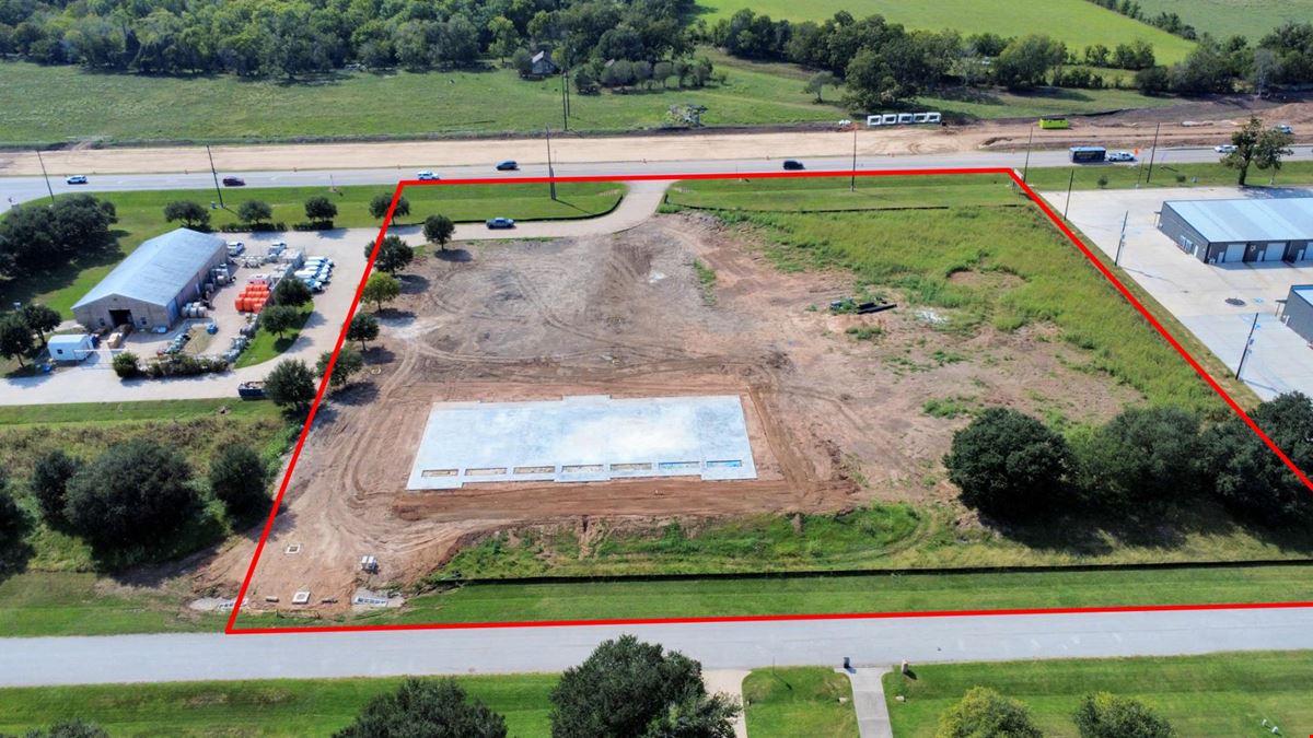 PRE-LEASING INCENTIVES! Plaza at FM 723