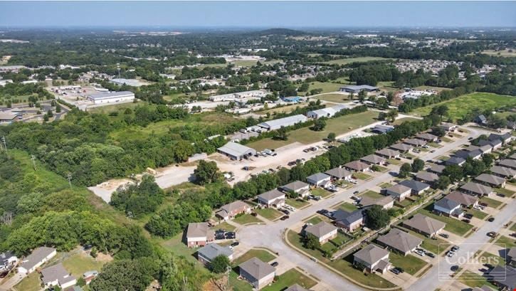 2660 Progressive Pl, Springdale, AR