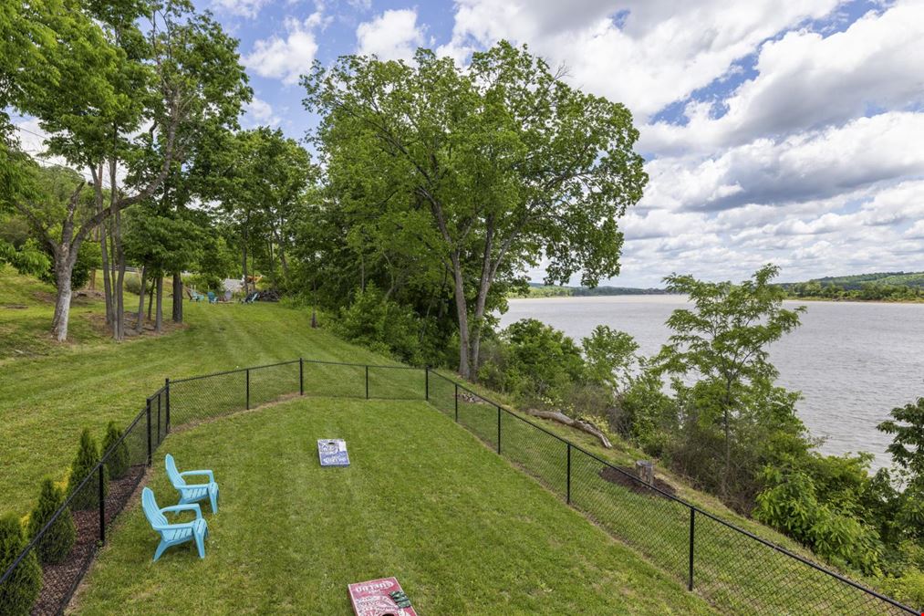 11248 E State Rd 156