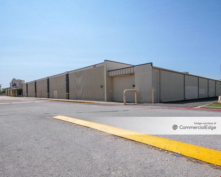 5701 Broadway Blvd