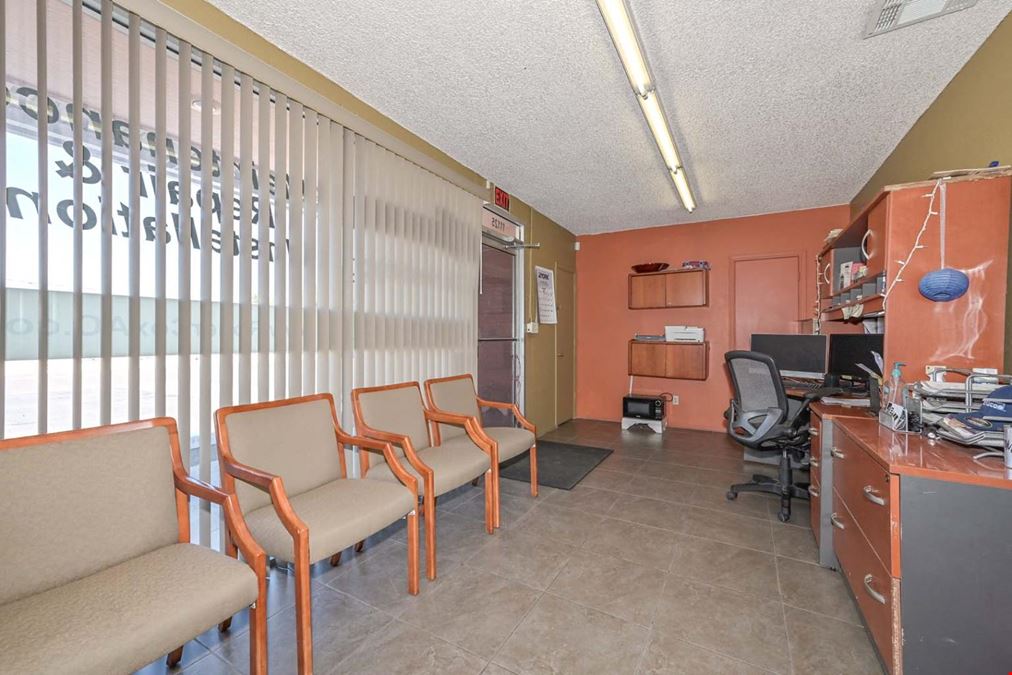 3 Suite Office Warehouse