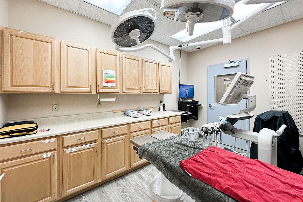 Turnkey Vet Clinic for Lease
