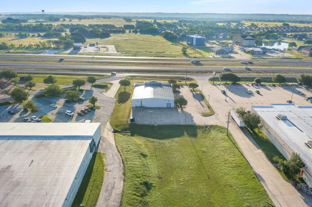 9310 Highway 6 Loop