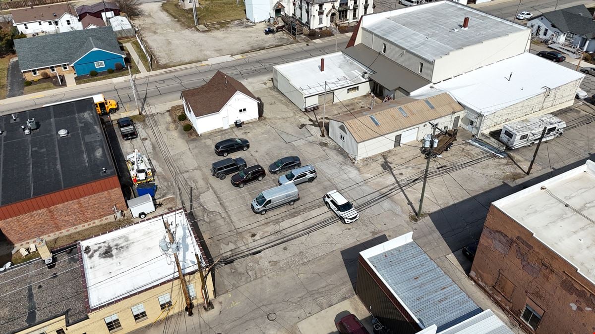117 W Main + SE Corner of US-27 & Parr Road