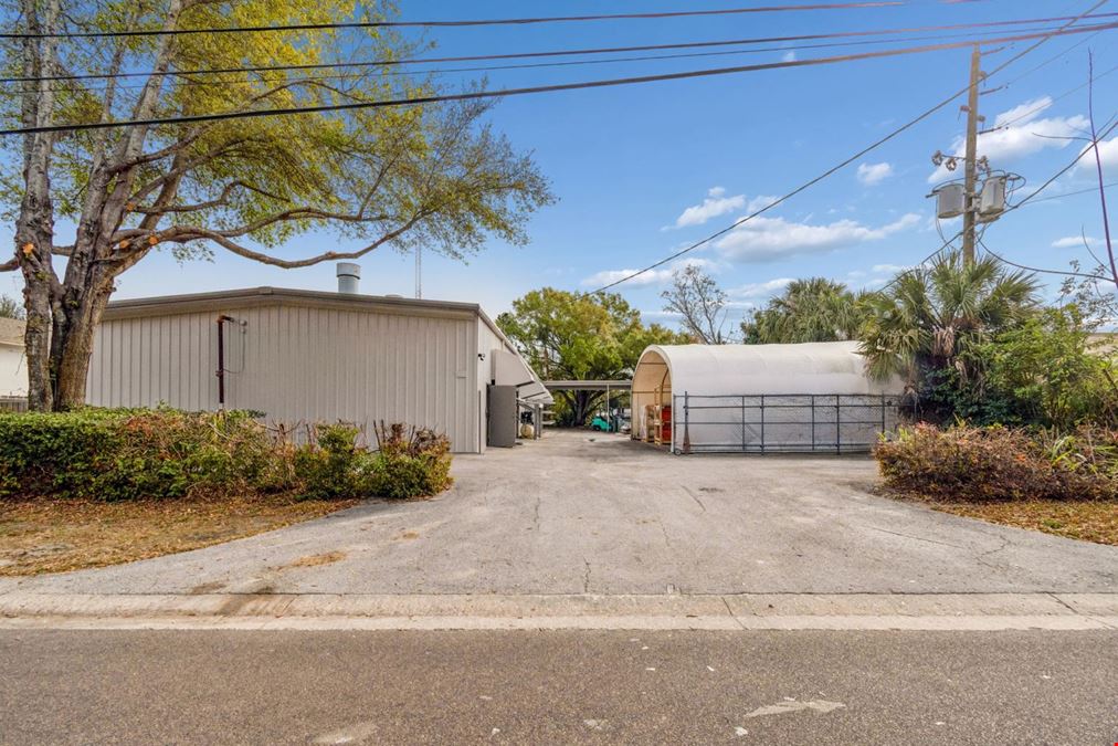 1060 Harbor Lake Dr