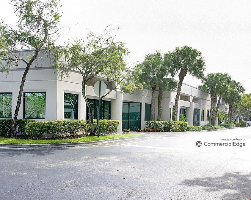 Lakeview Plaza