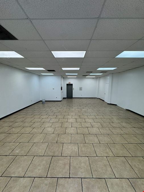 Retail Space Right Off Airline Hwy.