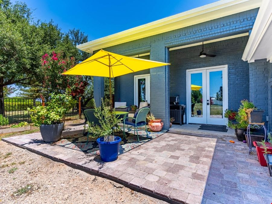 Impressive Unzoned Rockwall Property &/or Business for Sale | 4050 Hwy 205