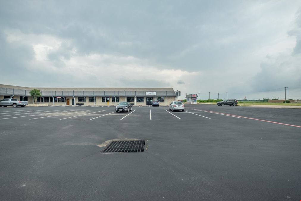 Cougar Plaza
