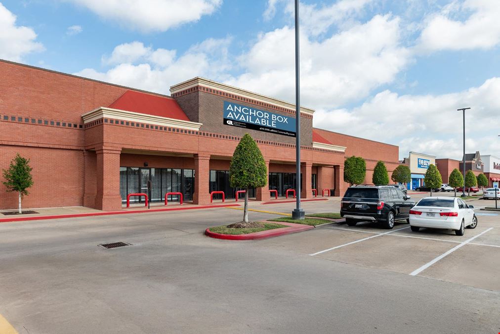 Commons At Willowbrook