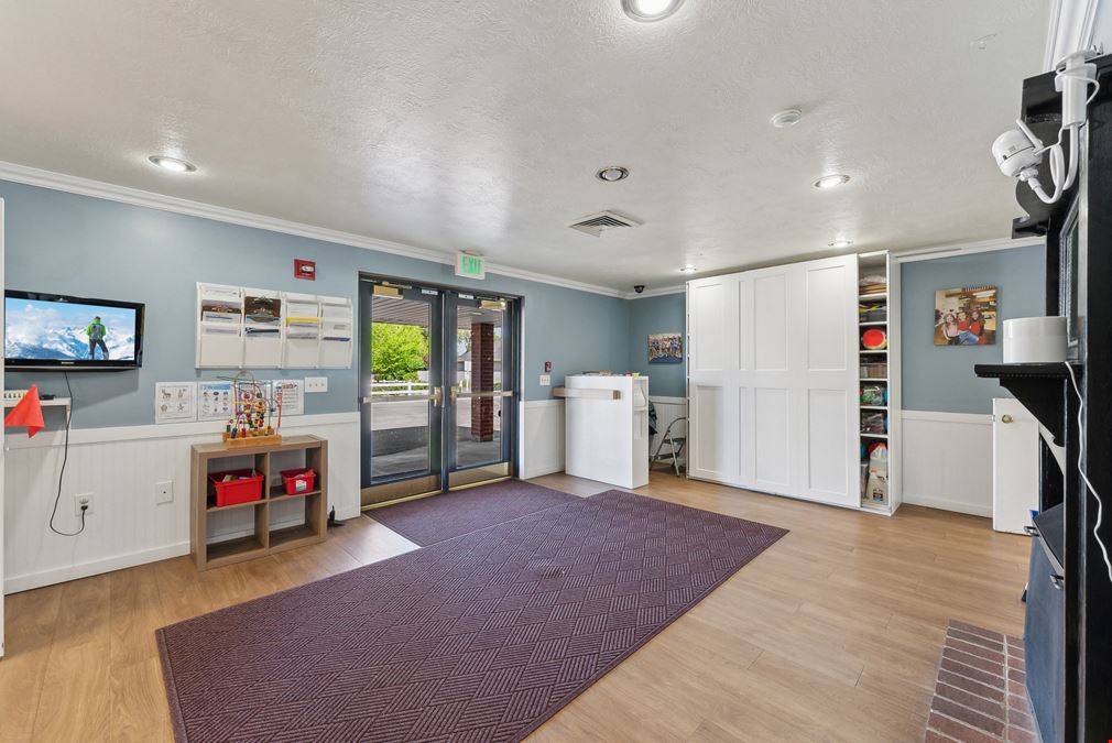 Prime Draper Location with Endless Repurpose Potential