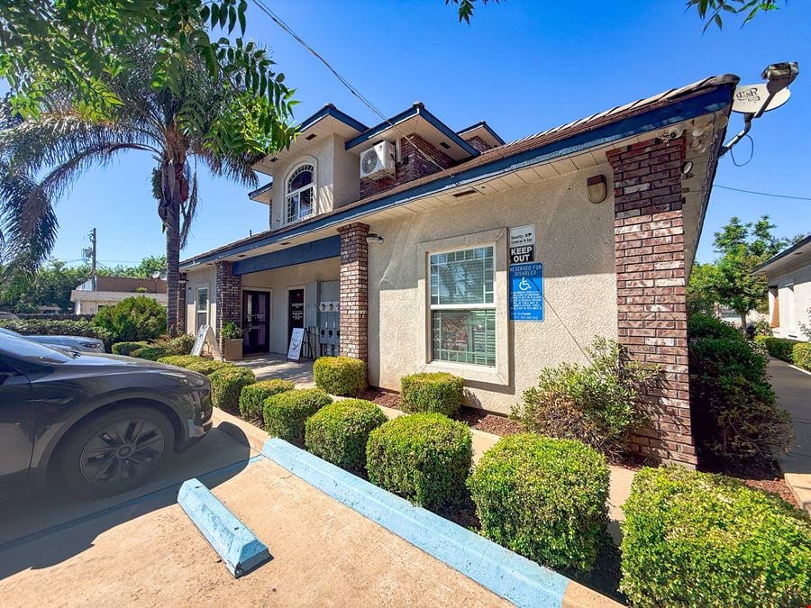 Fully Built-Out Commercial Office Space | Now Leasing | Near Downtown Merced
