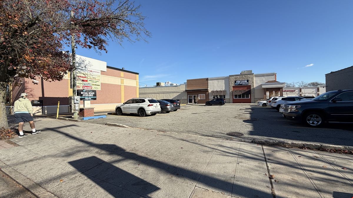 2124-2160 Merrick Mall