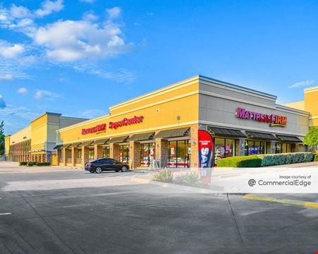 Preview of Retail space for Rent at 721 North Central Expwy