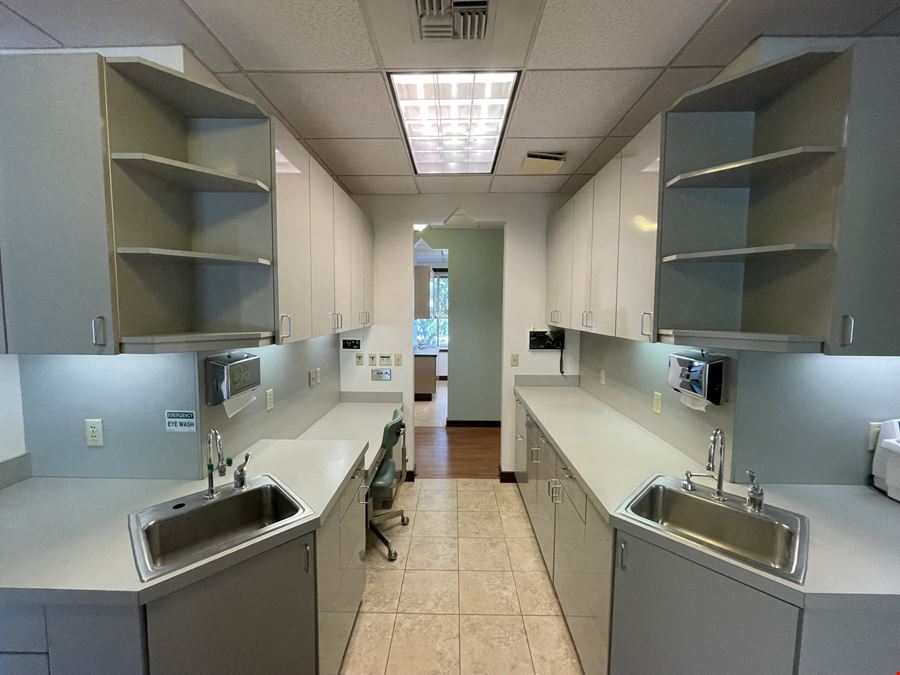 Northup Place Medical & Dental Building
