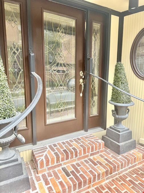 High Quality Downtown Salisbury Office Space