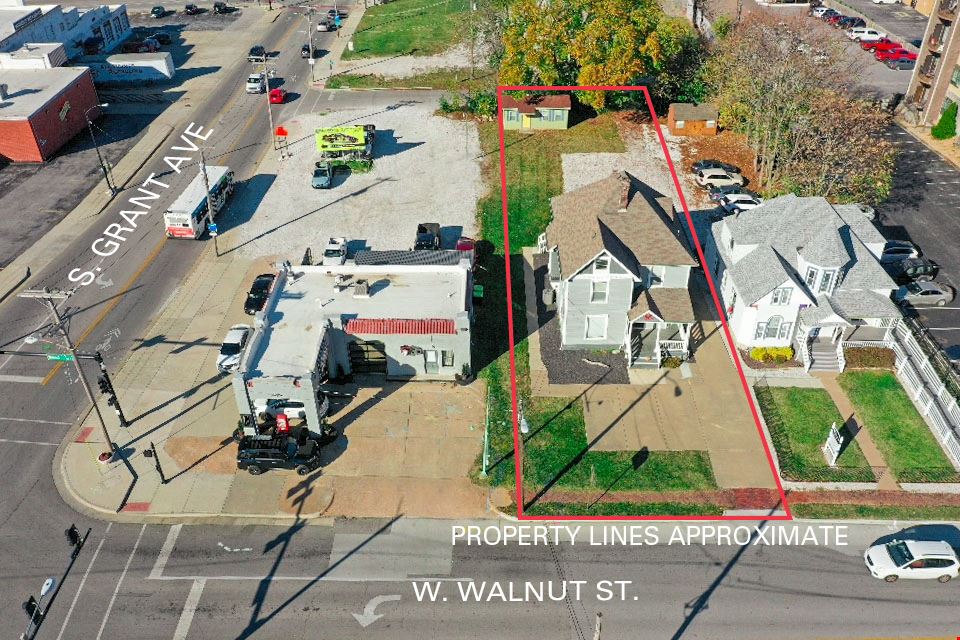 REDUCED $100,000 - 1,854 SF Retail Building For Sale GAP A on Grant & Walnut