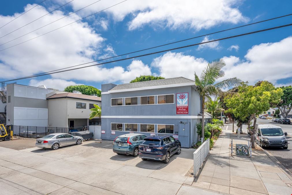 121 W E Street