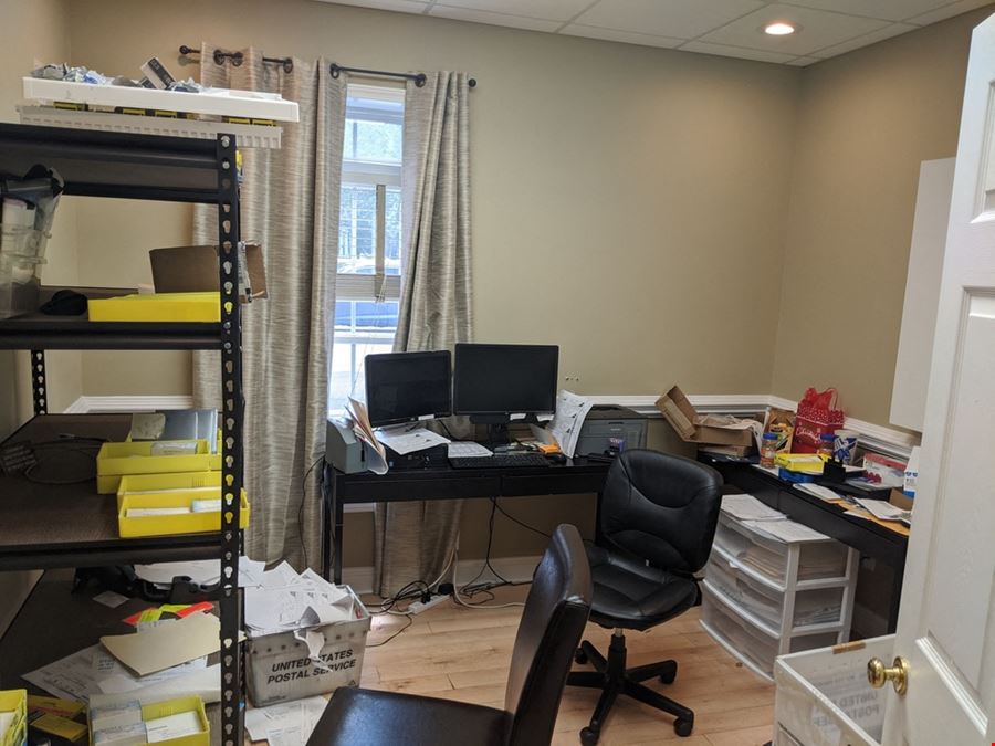 Free Standing Office/Retail Building