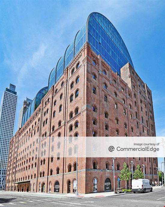 Framework - 300 Kent Avenue
