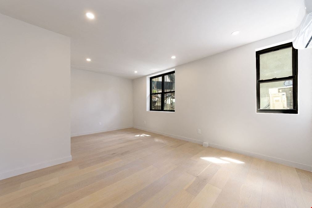 900 SF | 294 Atlantic Avenue | Prime Boerum Hill/Cobble Hill Office Near Major Transit Hubs for Lease